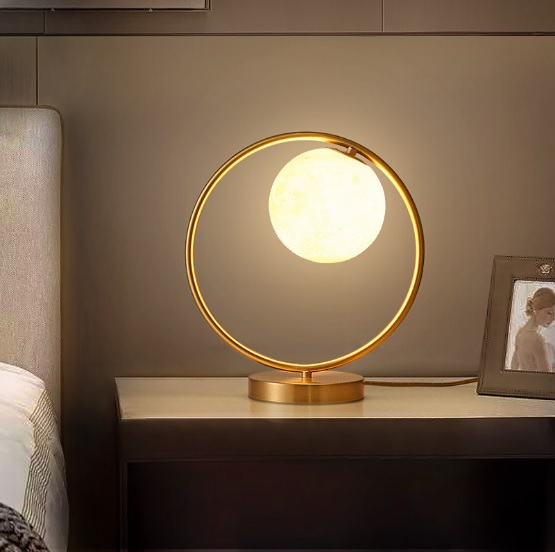 Kreatif Nordic Lampu Meja Kecil Sederhana