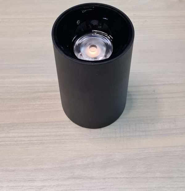 Lampu Teras Outbow Spot 18Watt 3000K Dimmable