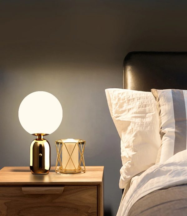 Lampu Meja Nordic Loft White Bola Meja Cahaya