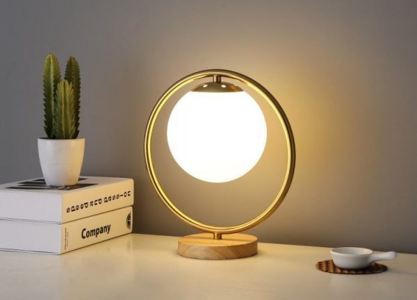 Lampu Meja Kamar Tidur Cahaya Mewah Dekorasi Ruang Tamu Kreatif Sederhana