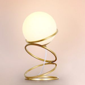 Lampu Meja Kamar Tidur Samping Tempat Tidur Dekorasi Modern Ruang Tamu Kreatif