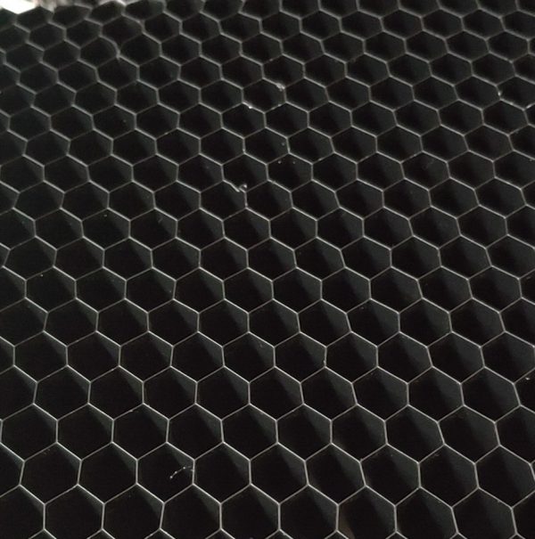 Lampu Jala Khusus Sarang Lebah Hitam Mesh Pencahayaan Anti-Silau Heksagonal Mesh Aluminium